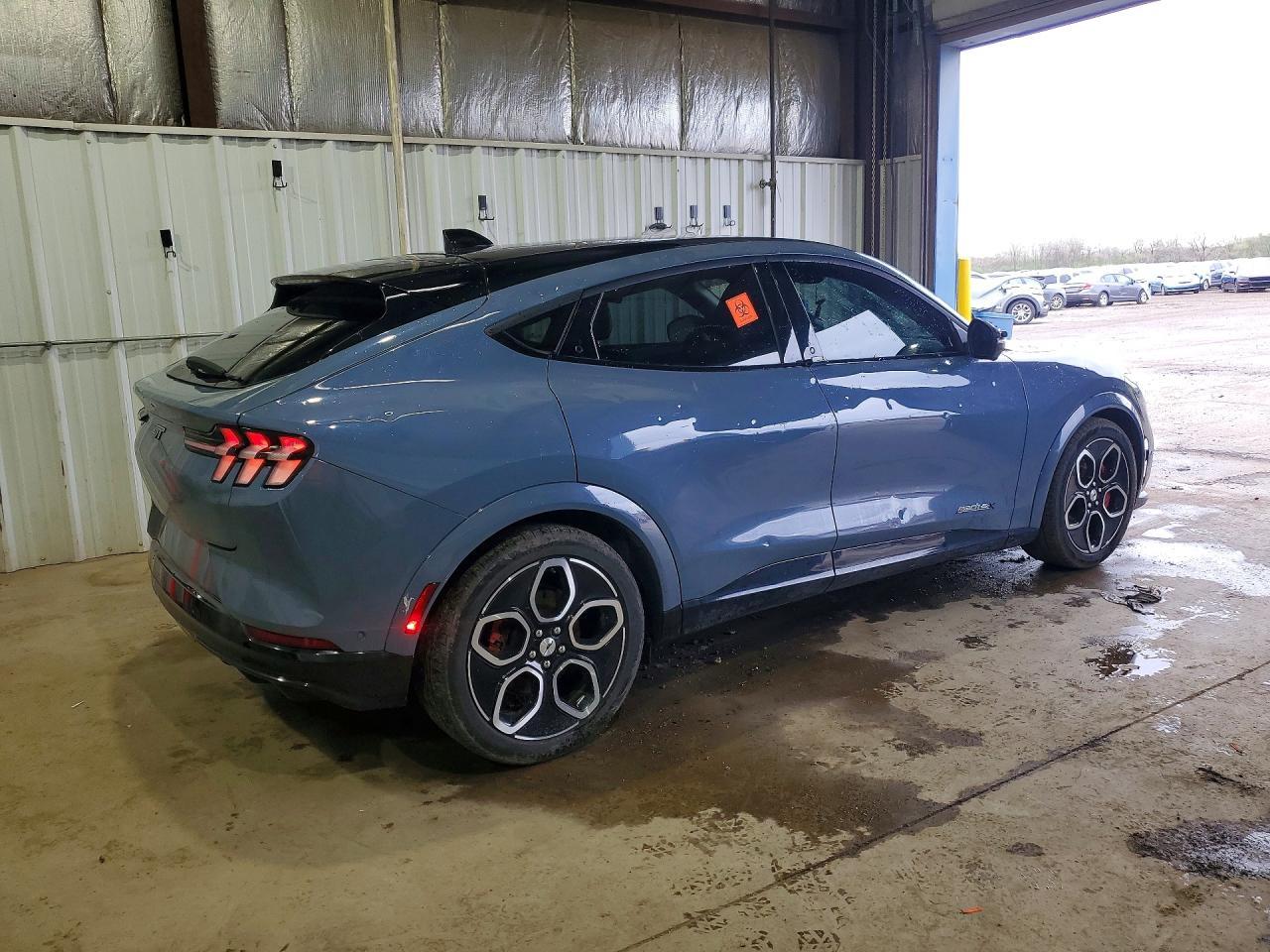 2023 FORD Mustang Mach-E
