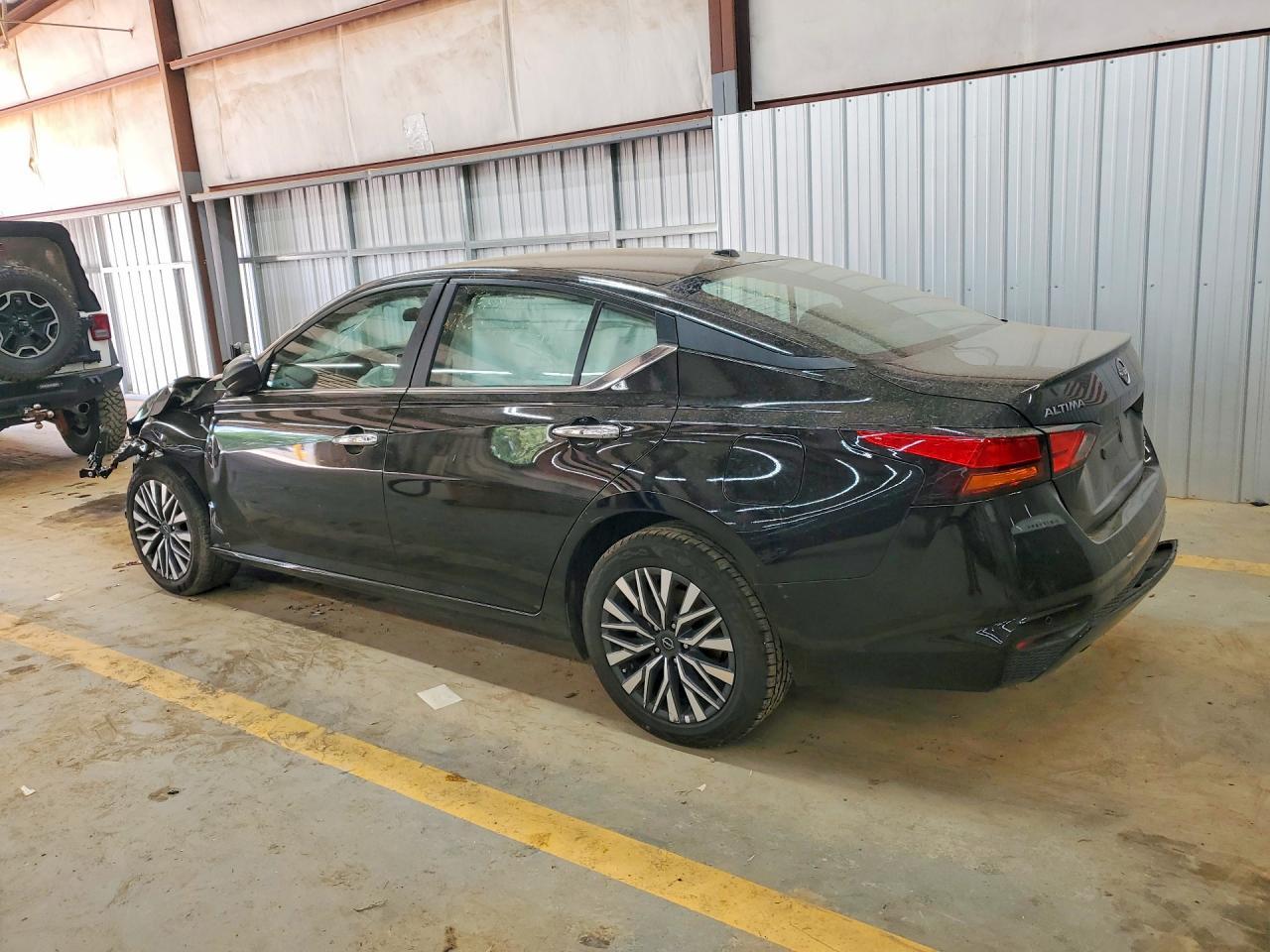 2025 NISSAN ALTIMA
