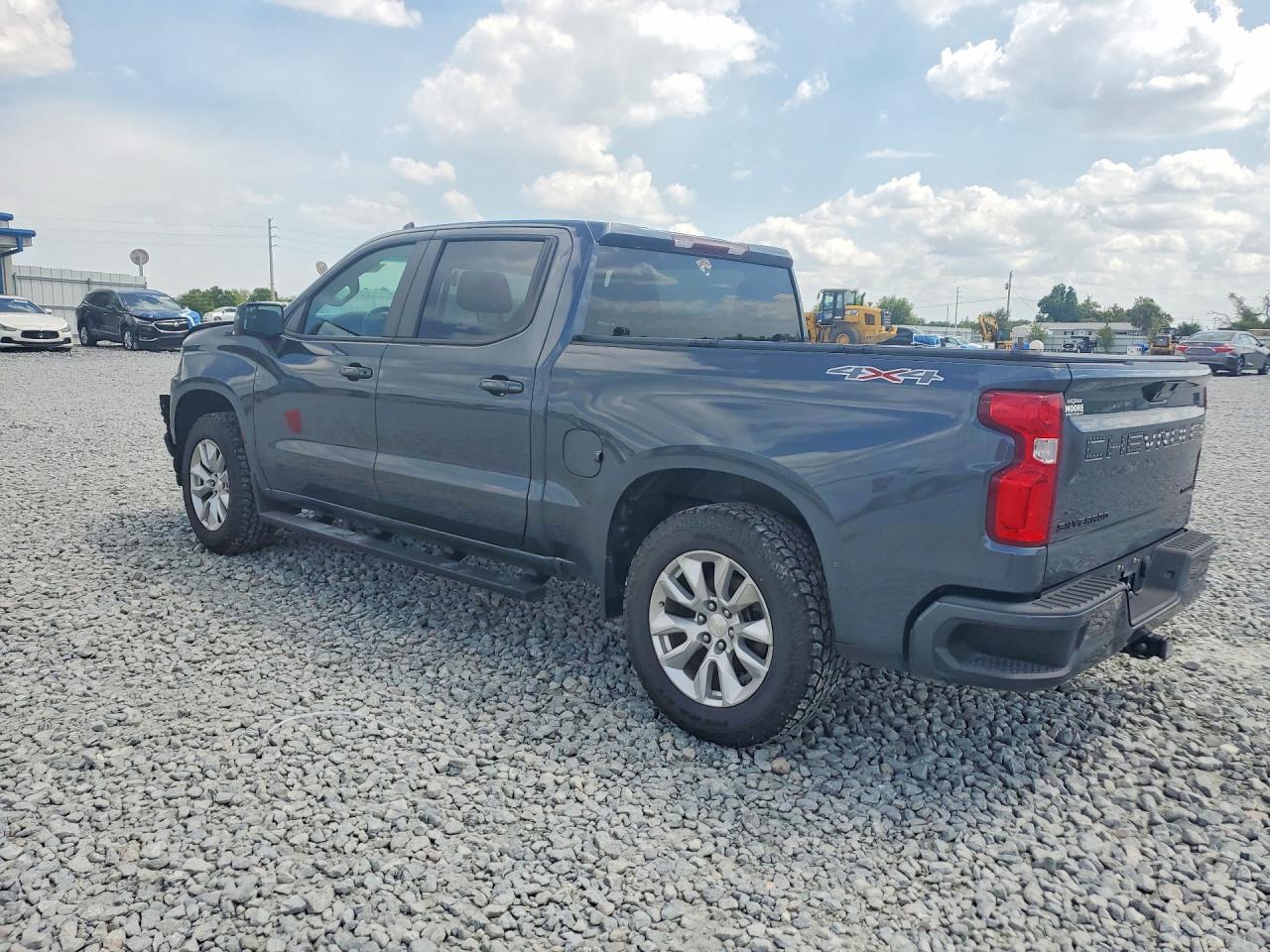 2022 CHEVROLET Silverado