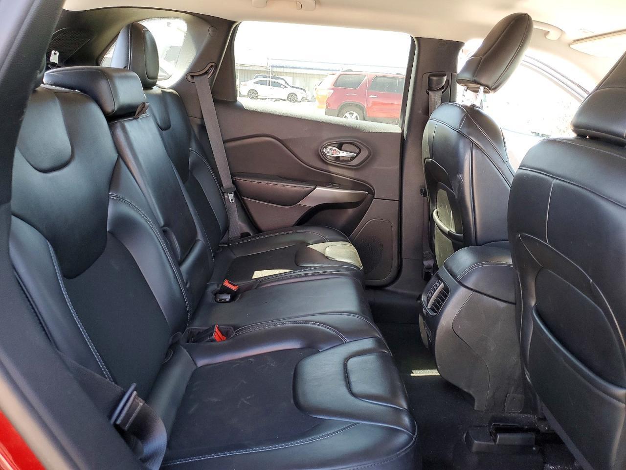 2019 JEEP CHEROKEE