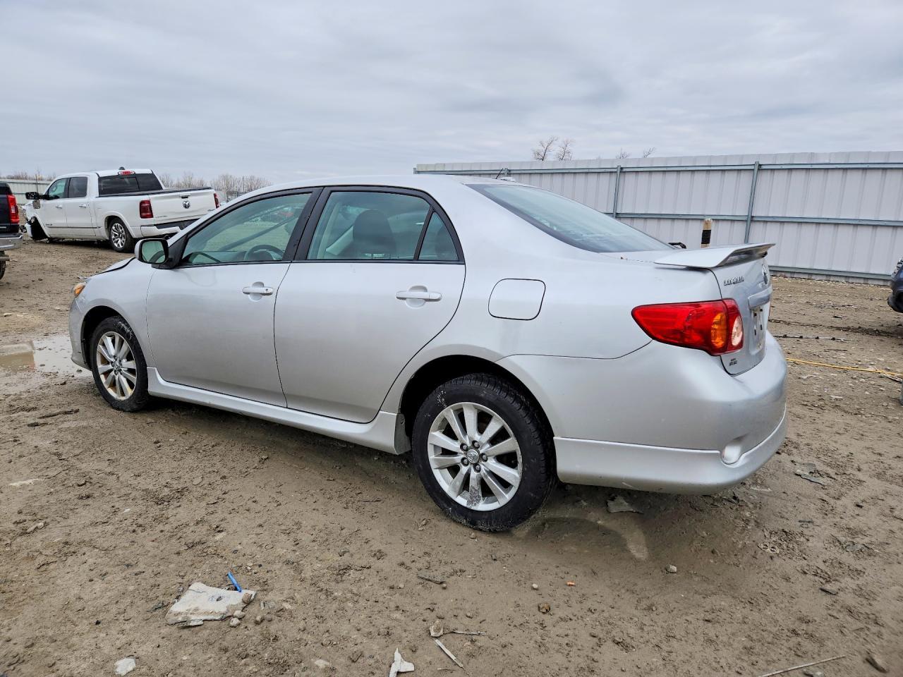 2009 TOYOTA COROLLA