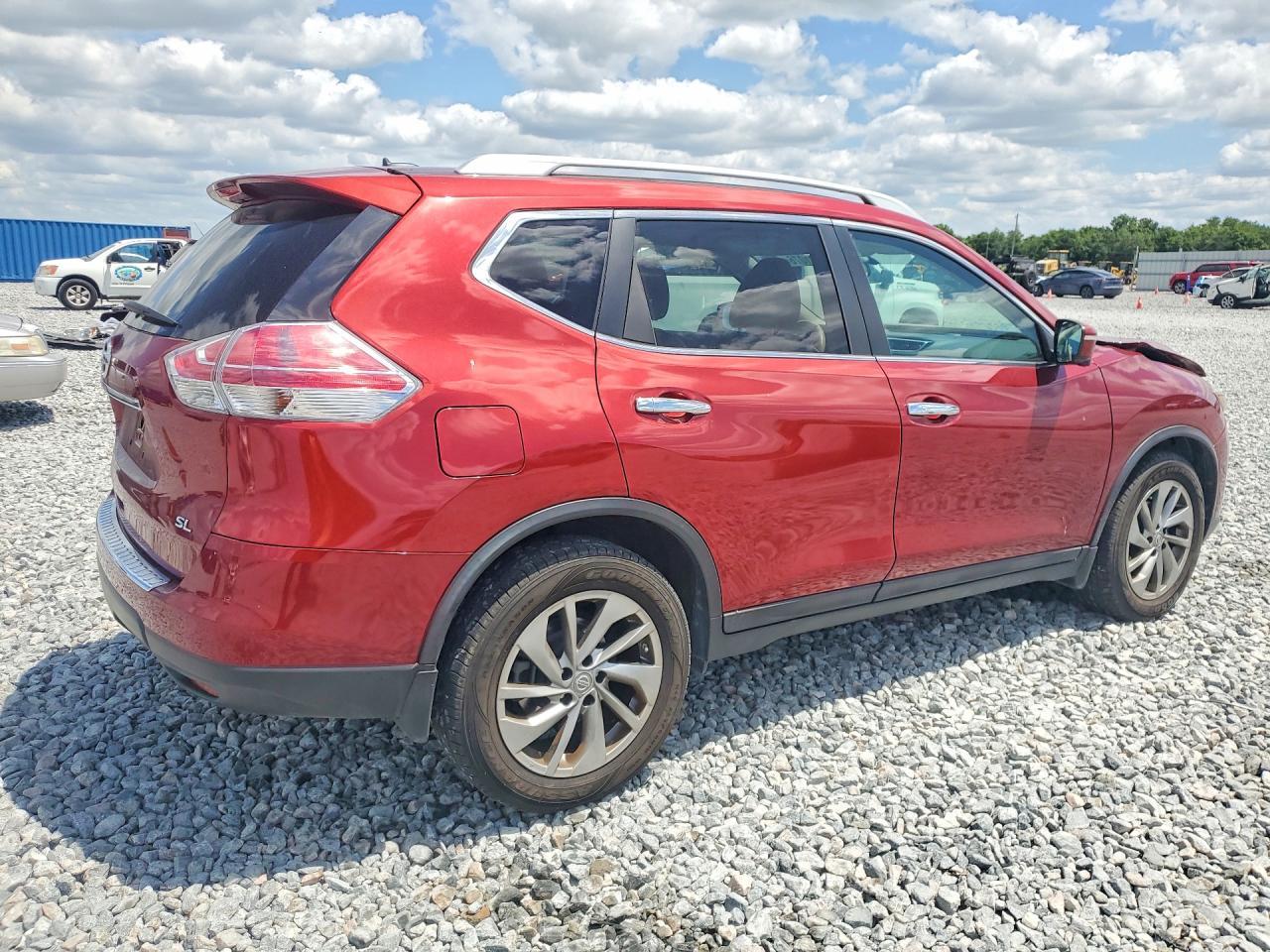 2015 NISSAN ROGUE
