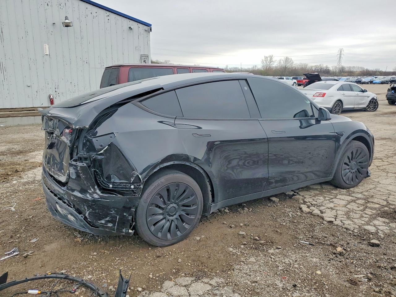 2023 TESLA MODEL Y