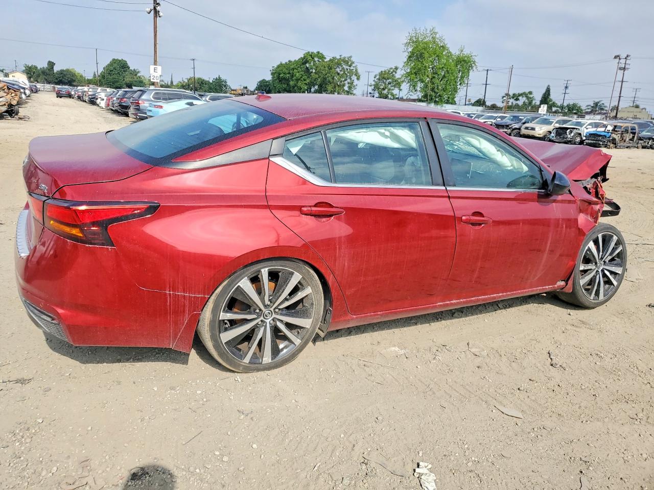 2022 NISSAN ALTIMA