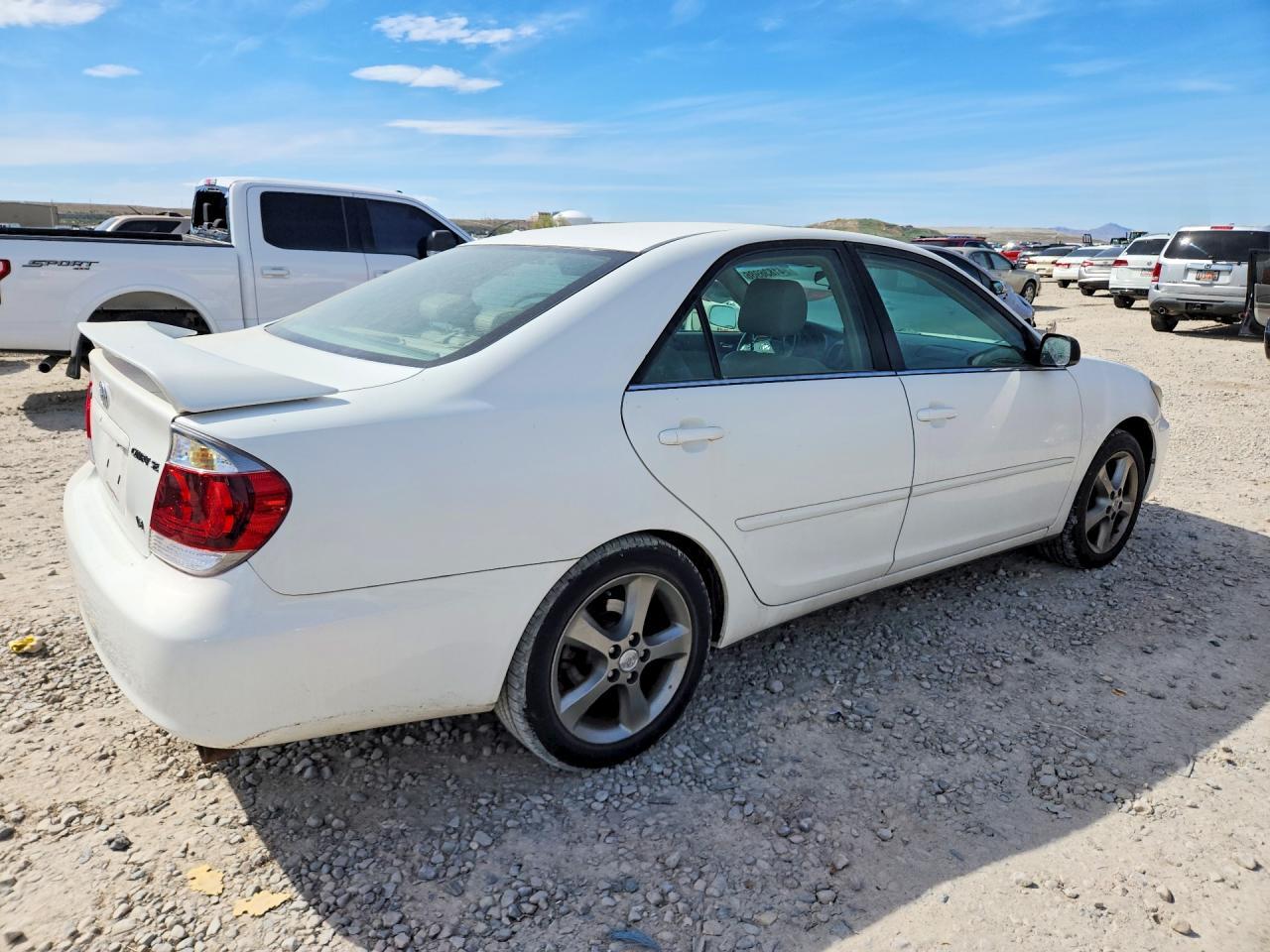 2005 TOYOTA CAMRY