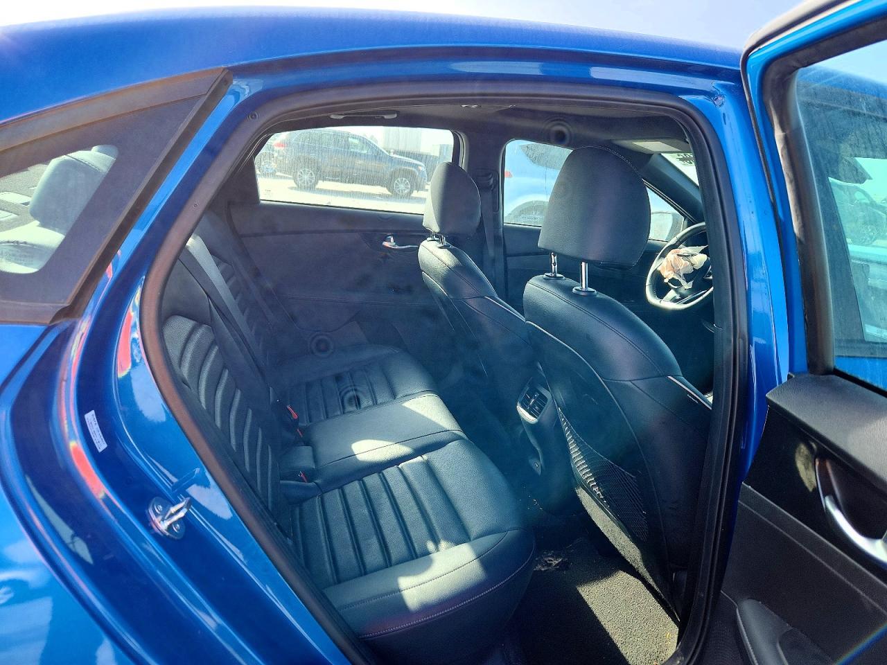 2023 KIA FORTE