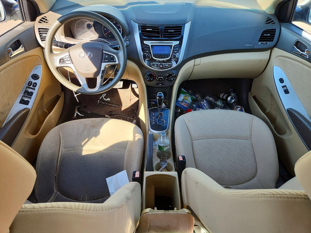 2012 HYUNDAI ACCENT