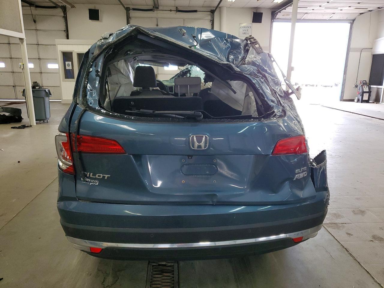 2017 HONDA PILOT