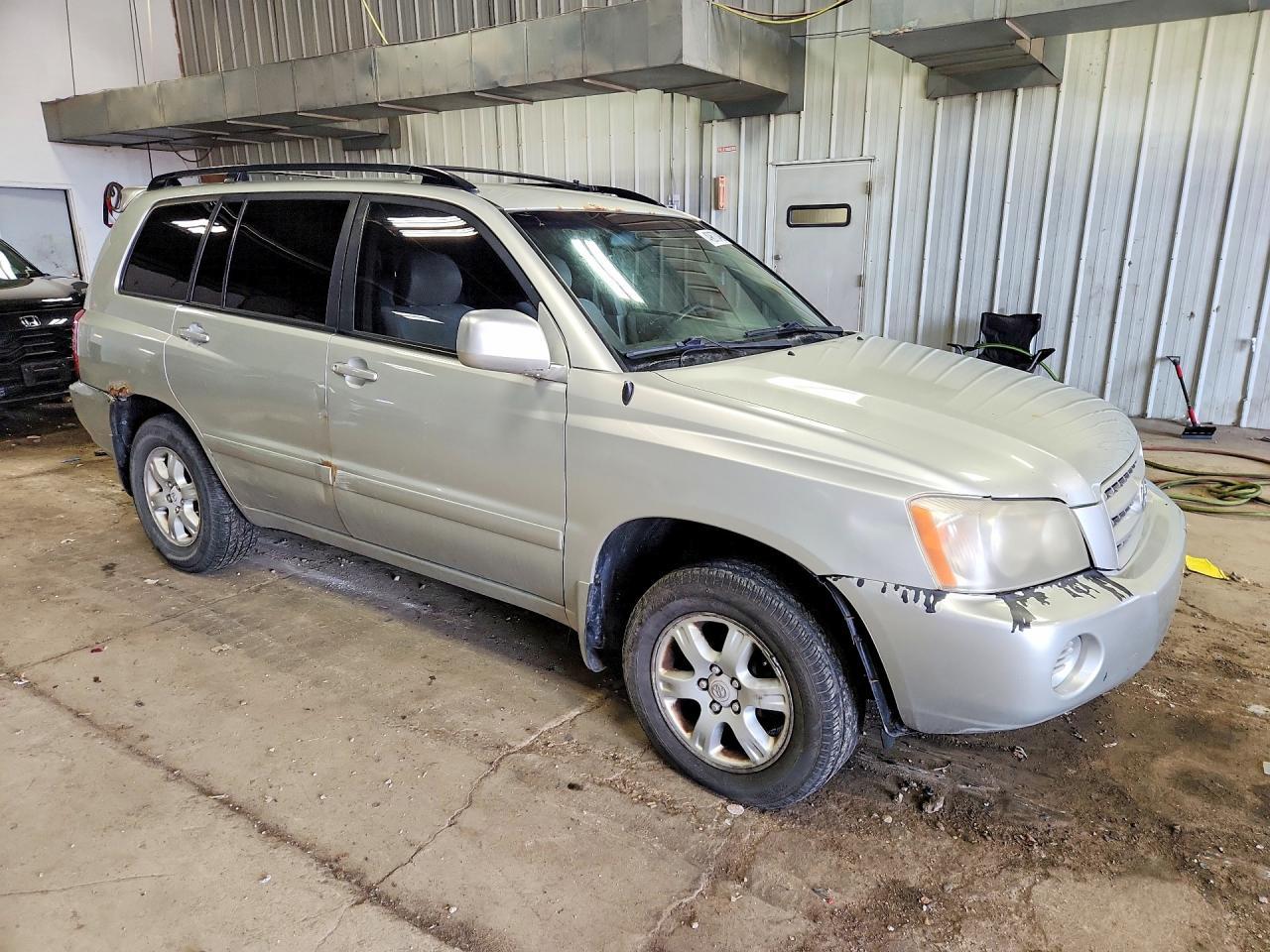 2003 TOYOTA HIGHLANDER
