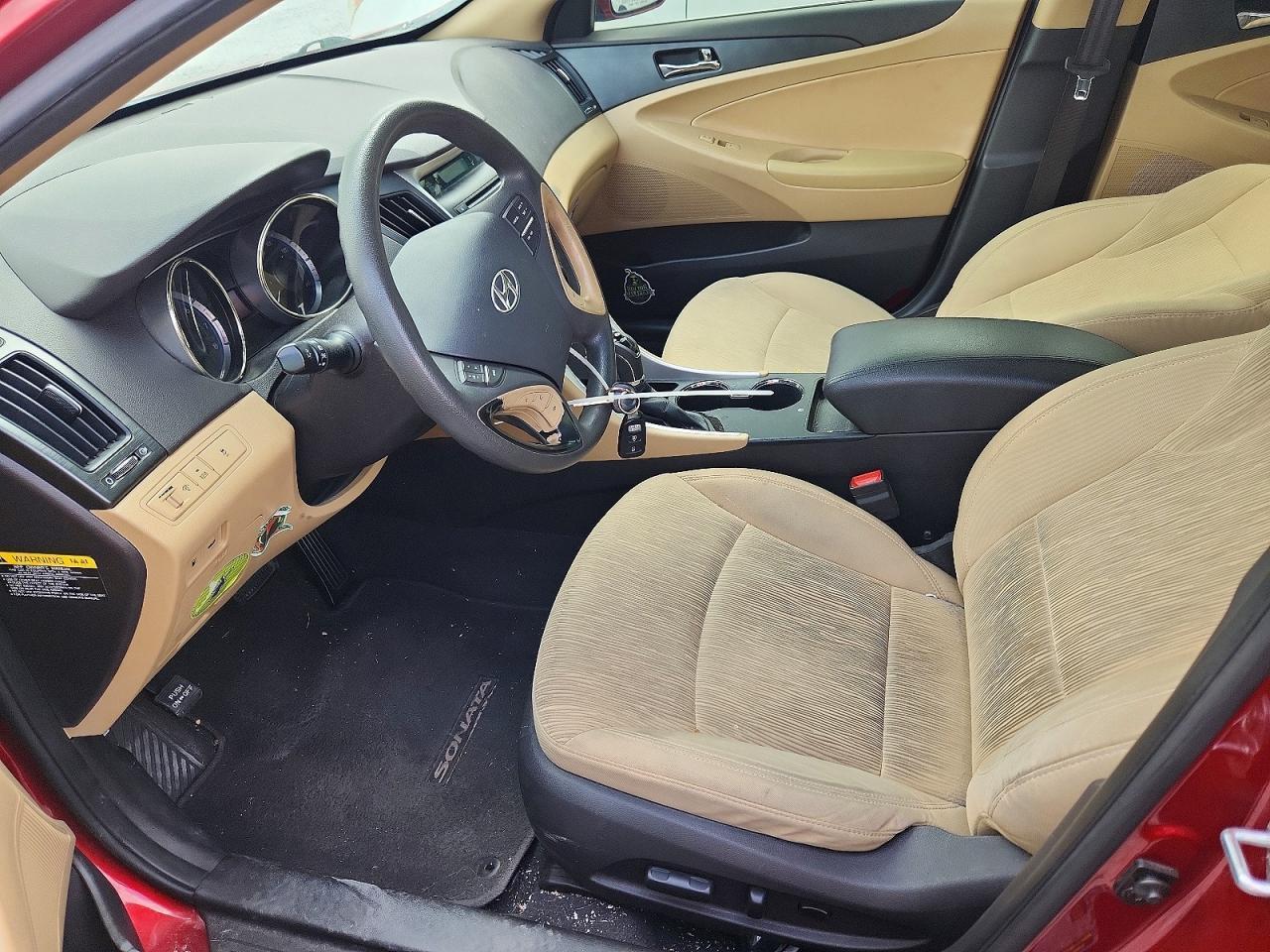 2012 HYUNDAI SONATA
