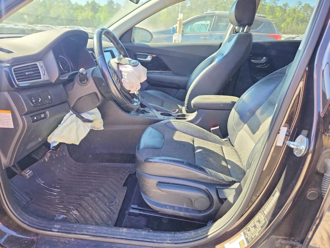 2017 KIA Niro