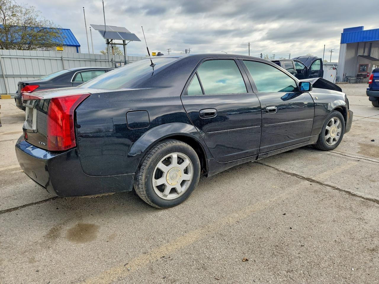 2004 CADILLAC CTS