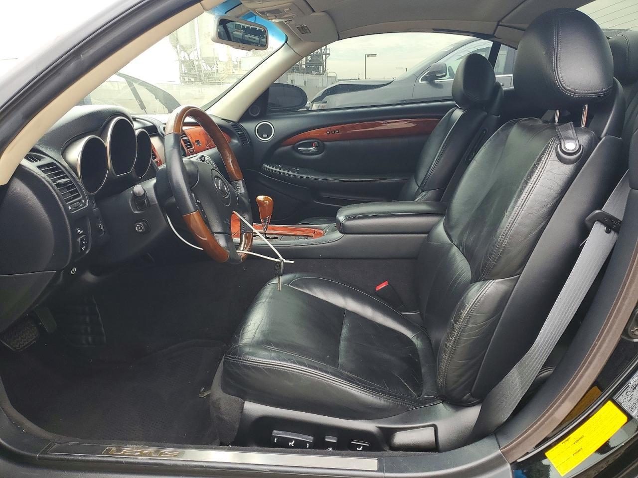 2002 LEXUS SC 430