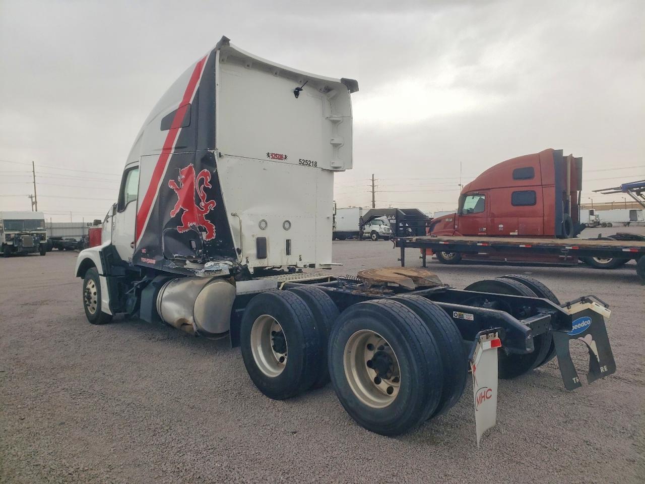 2023 KENWORTH T680
