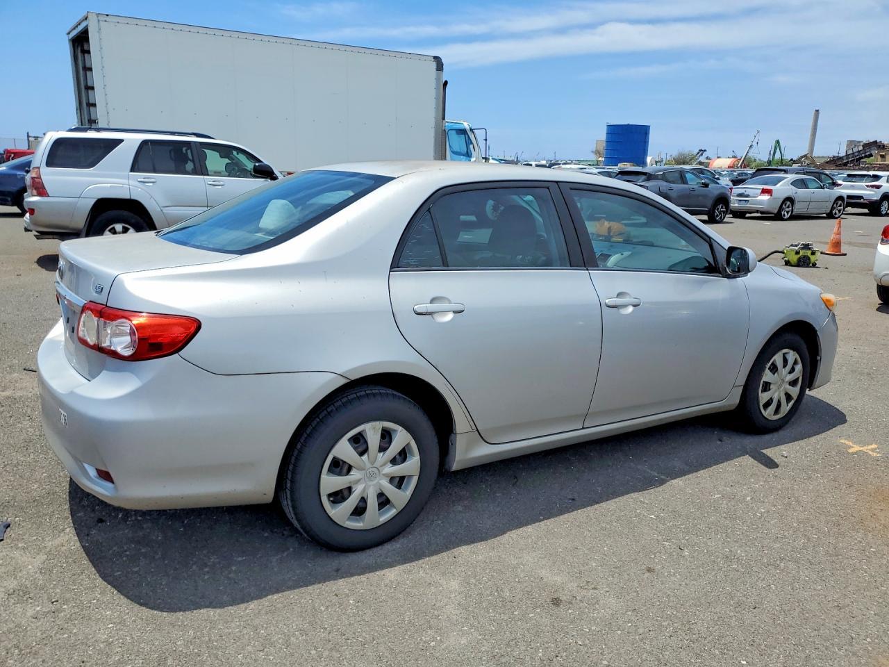 2011 TOYOTA COROLLA