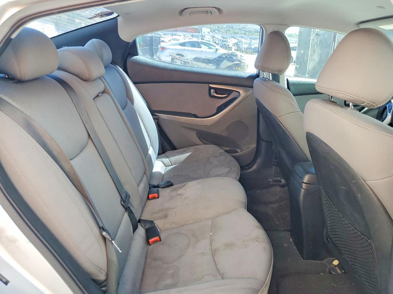 2011 HYUNDAI ELANTRA
