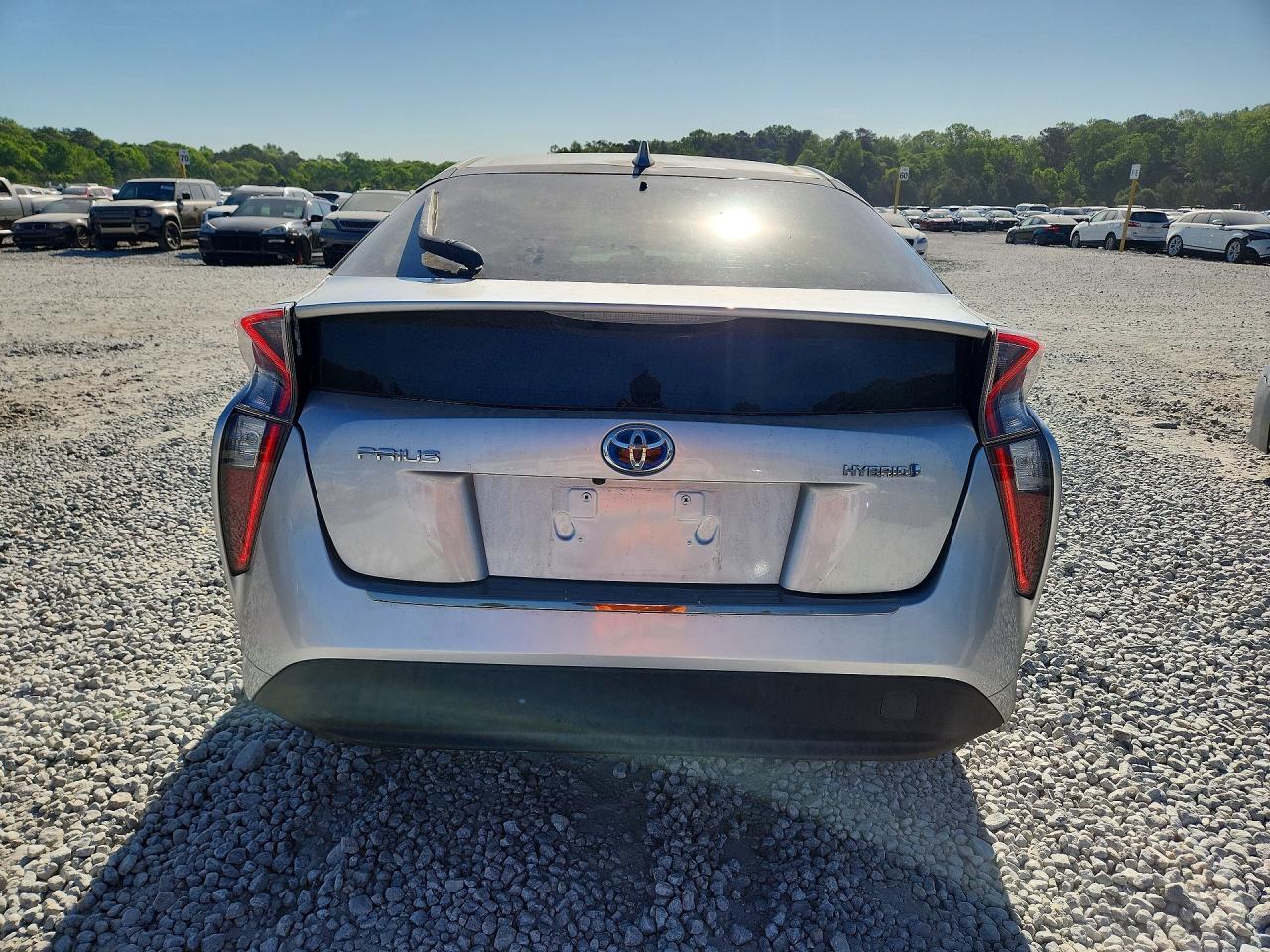 2016 TOYOTA PRIUS