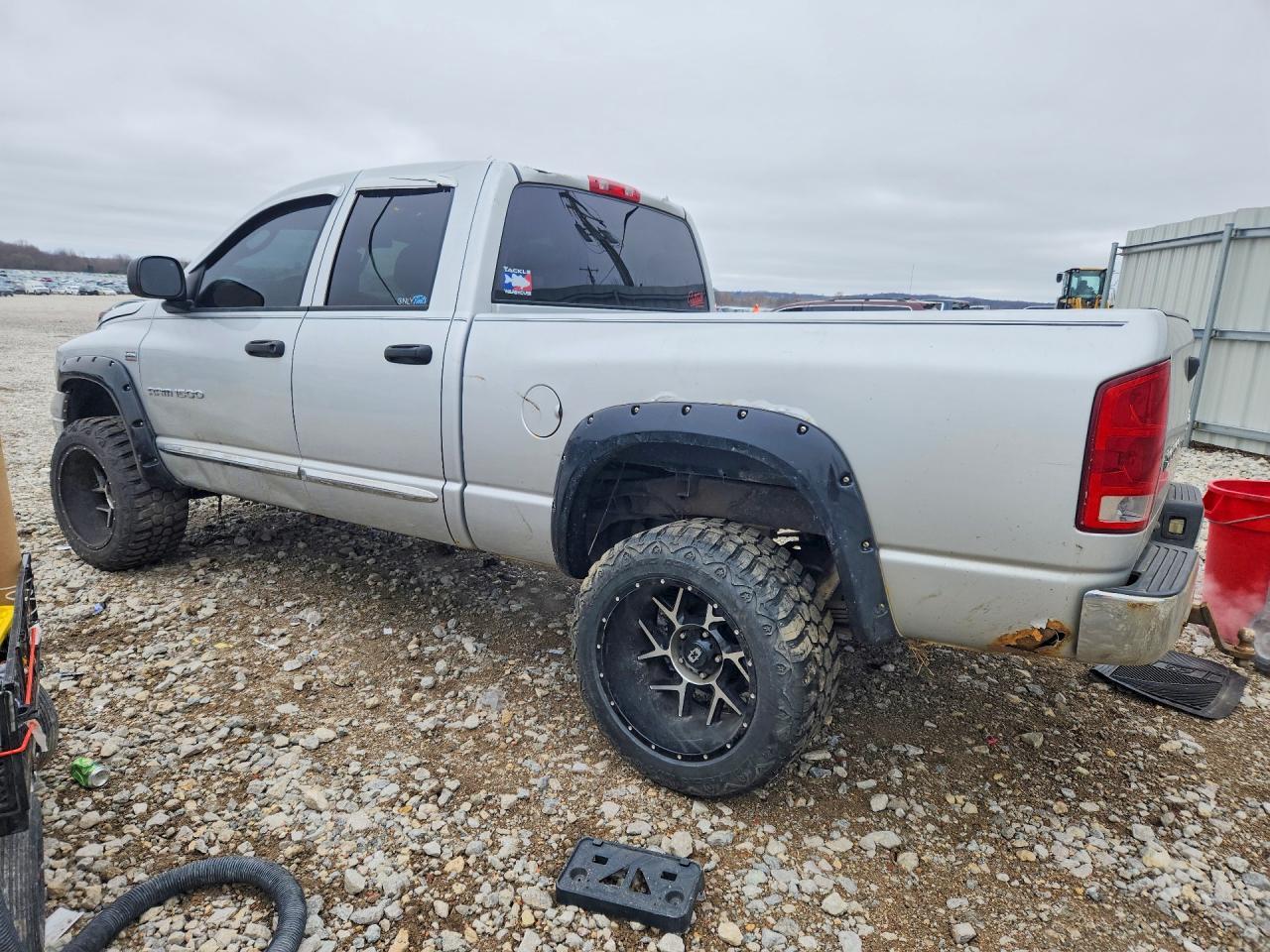 2004 DODGE RAM 1500