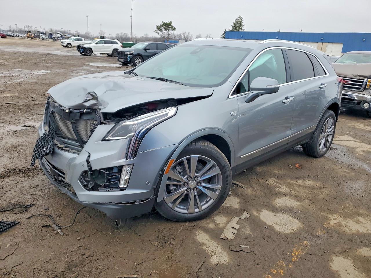 2025 CADILLAC XT5