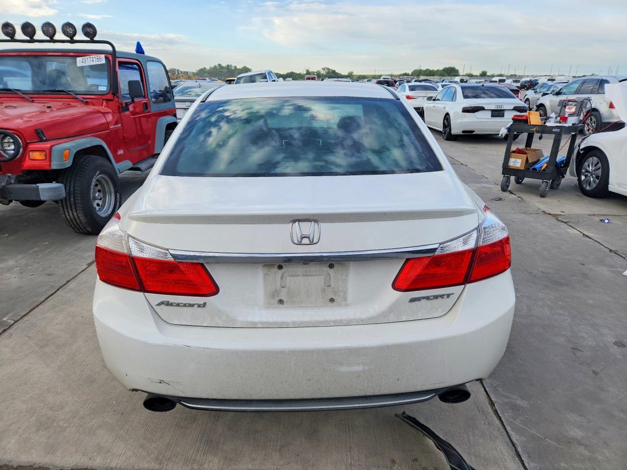 2015 HONDA ACCORD