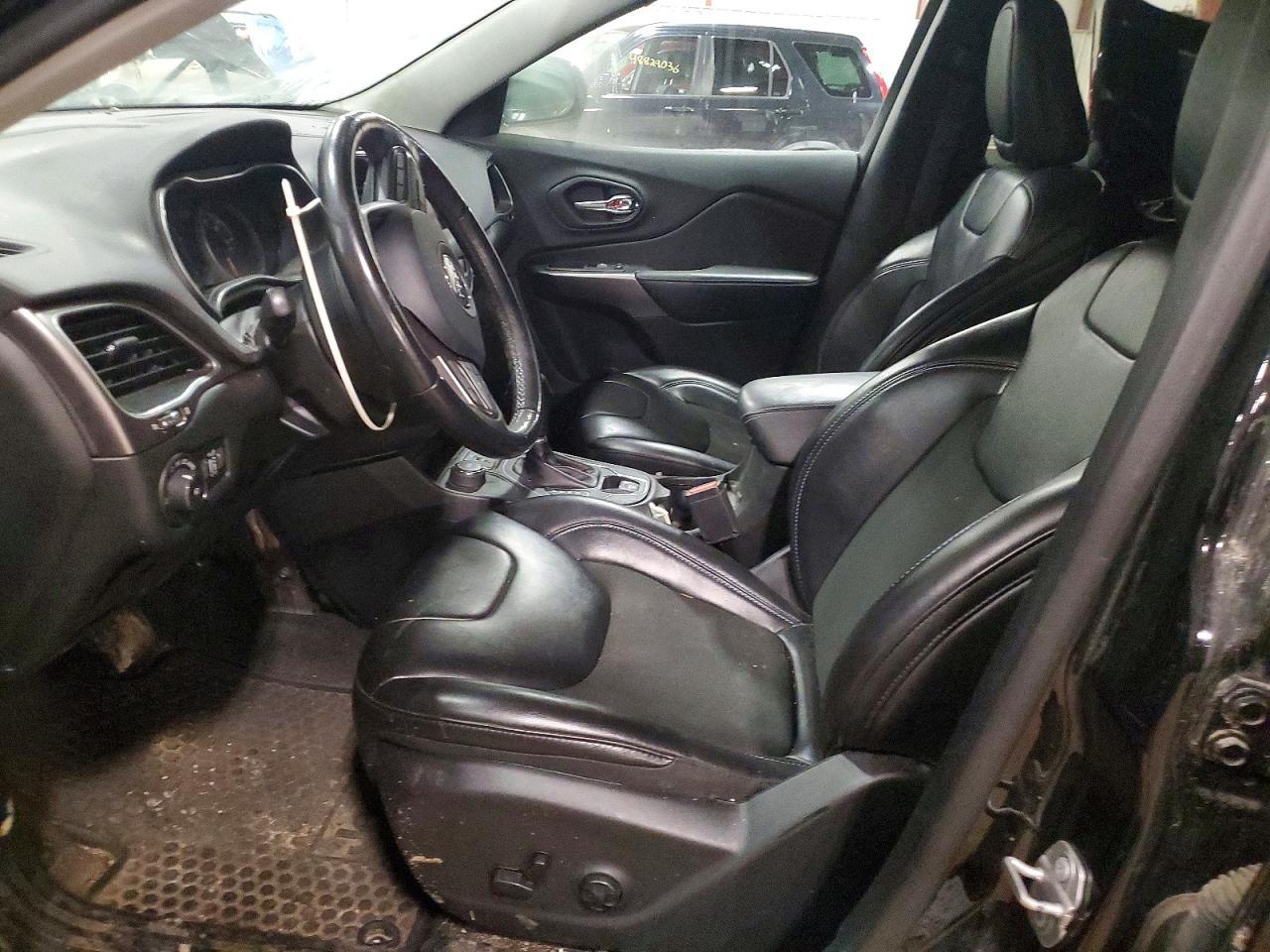 2019 JEEP CHEROKEE