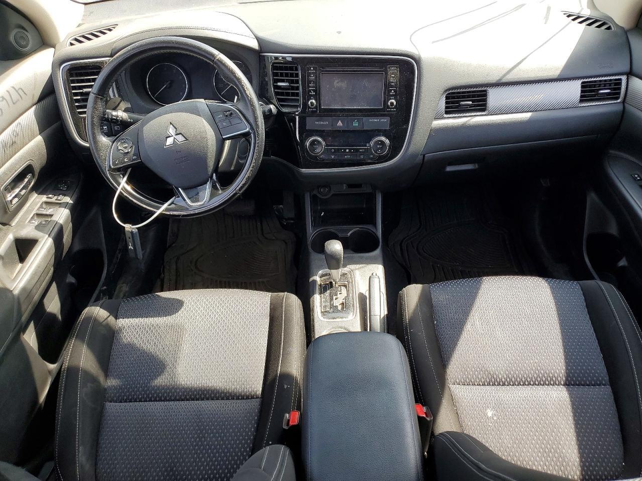 2016 MITSUBISHI outlander