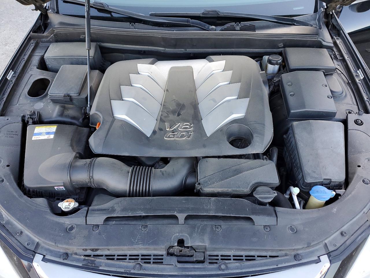 2012 HYUNDAI GENESIS