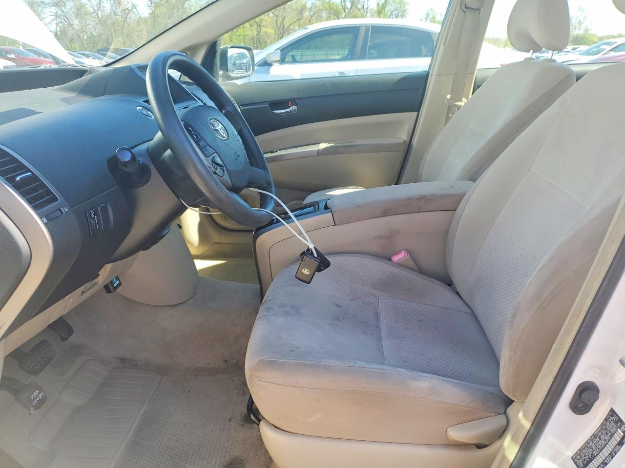 2004 TOYOTA PRIUS