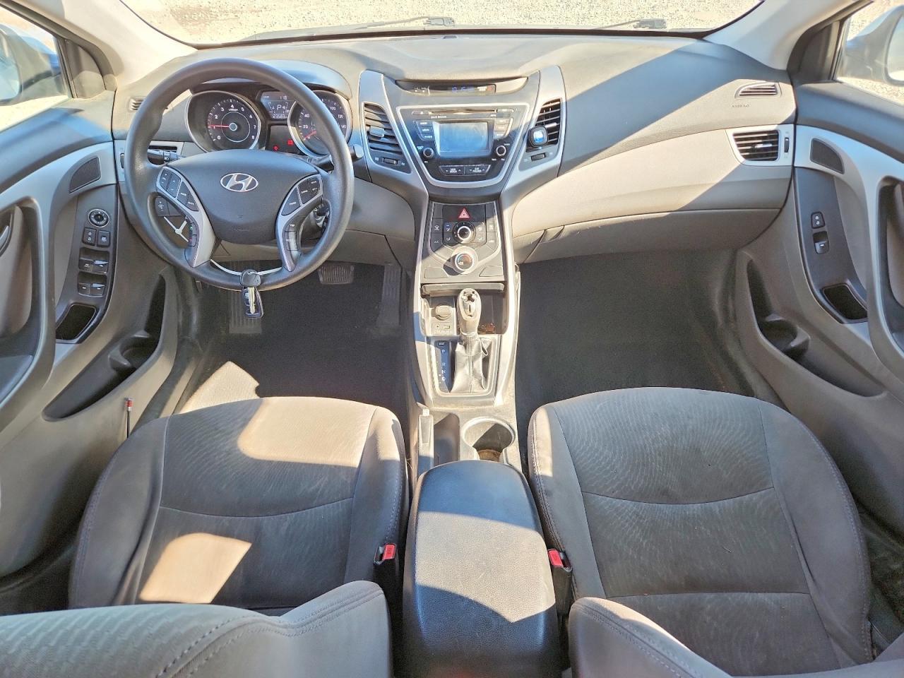 2016 HYUNDAI ELANTRA