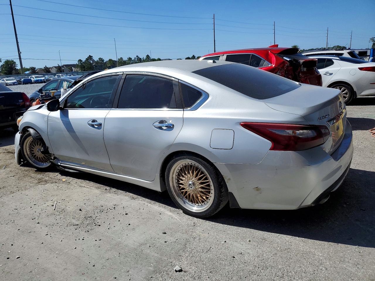 2018 NISSAN ALTIMA