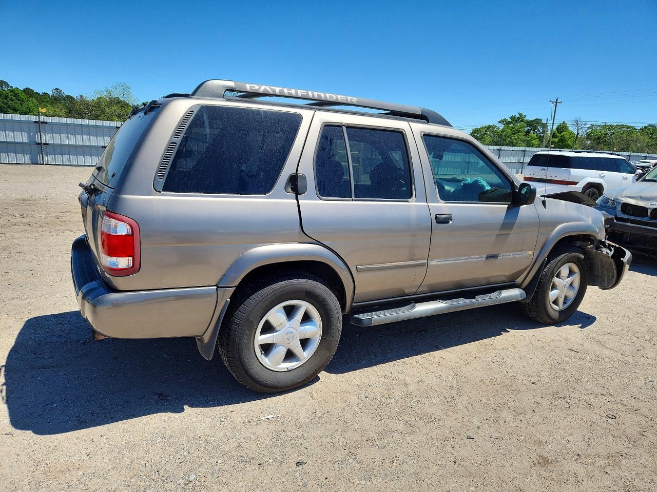 2002 NISSAN PATHFINDER