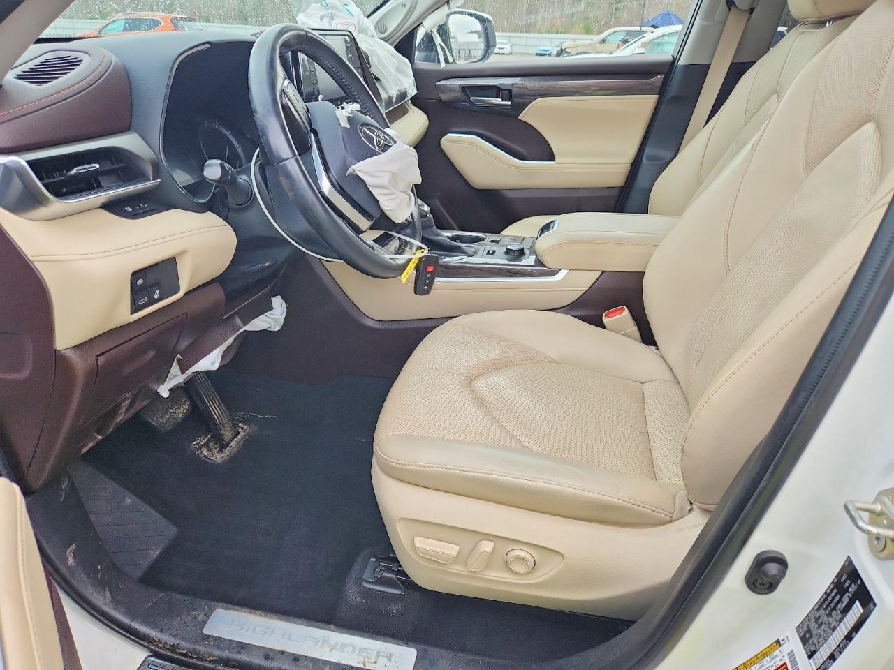 2020 TOYOTA HIGHLANDER