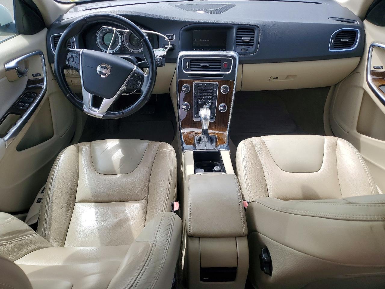 2013 VOLVO S60