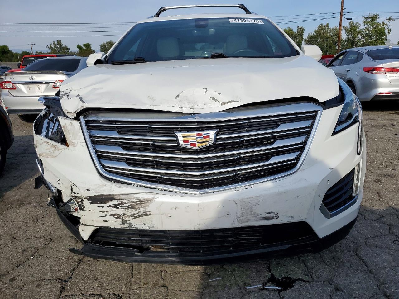 2018 CADILLAC XT5