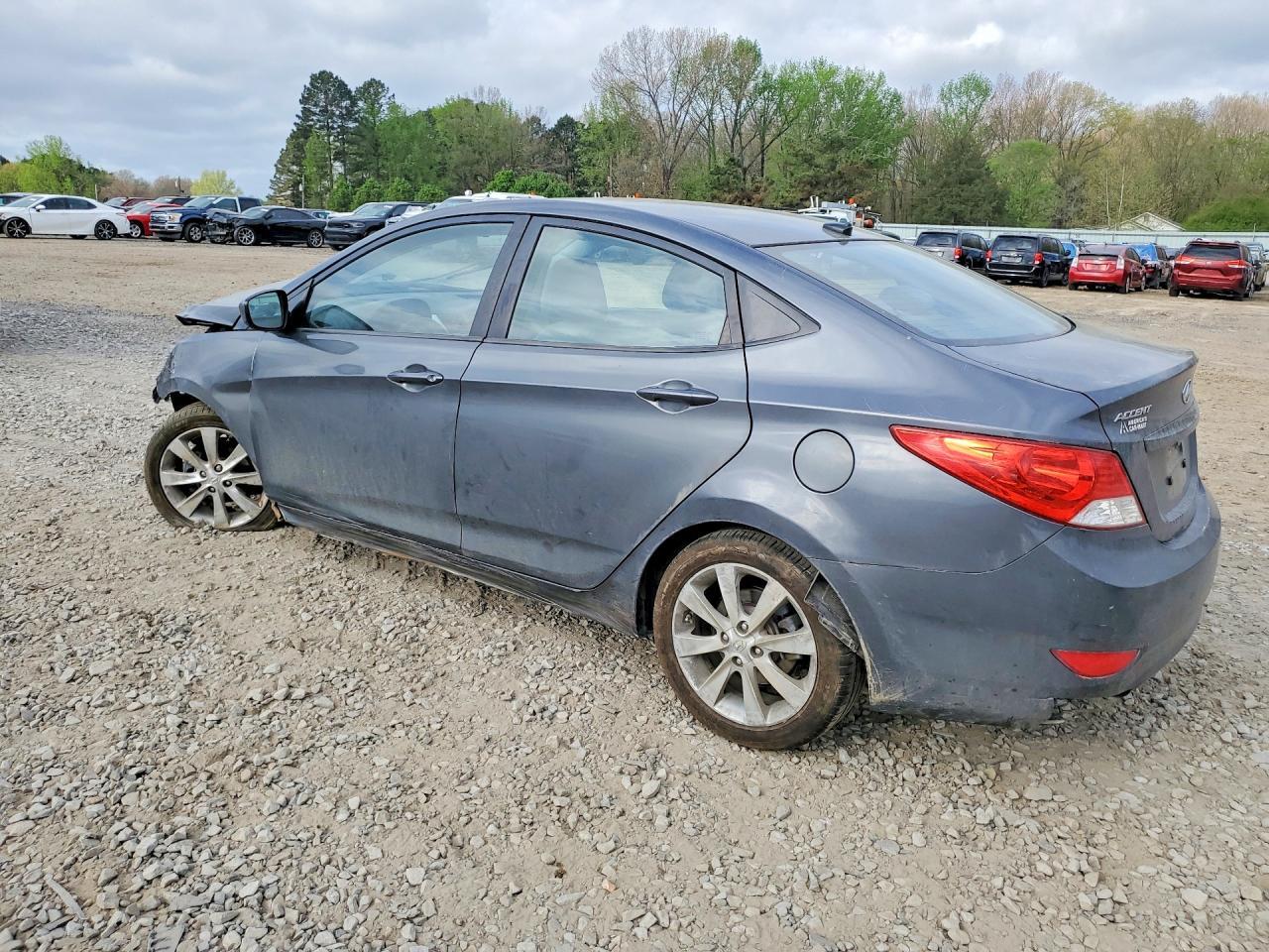 2012 HYUNDAI ACCENT