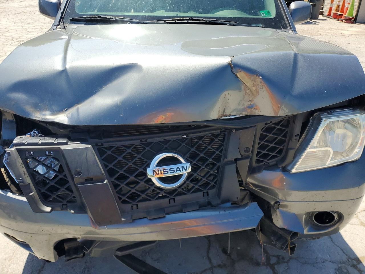 2016 NISSAN Frontier