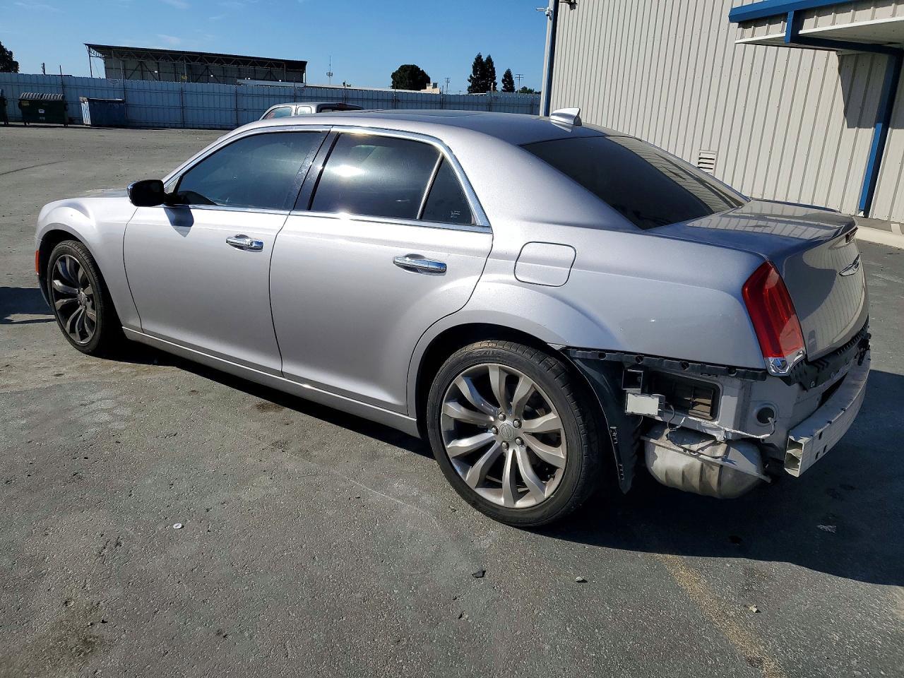 2017 CHRYSLER 300