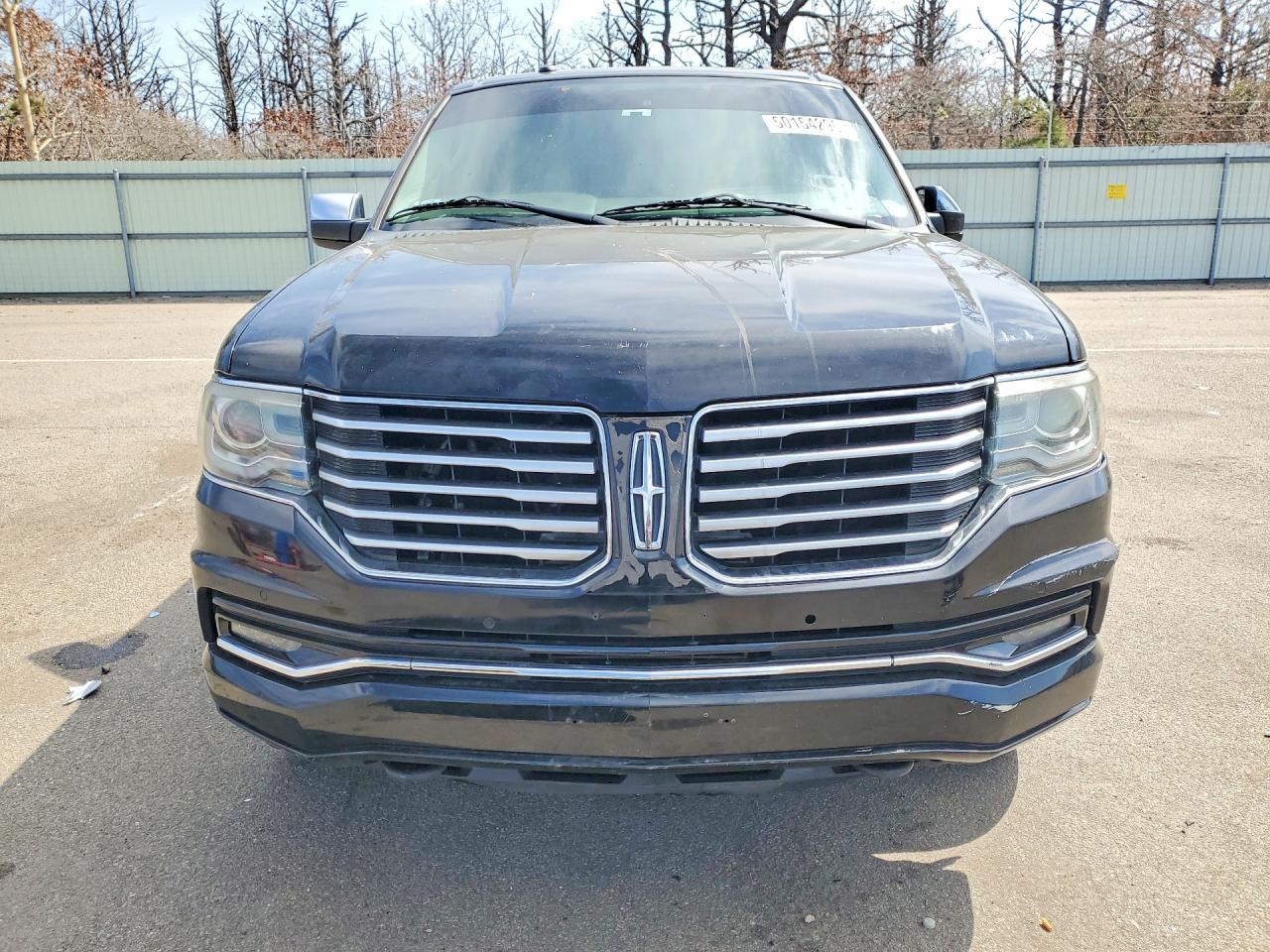 2017 LINCOLN Navigator