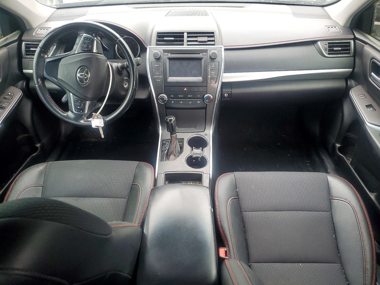 2017 TOYOTA CAMRY