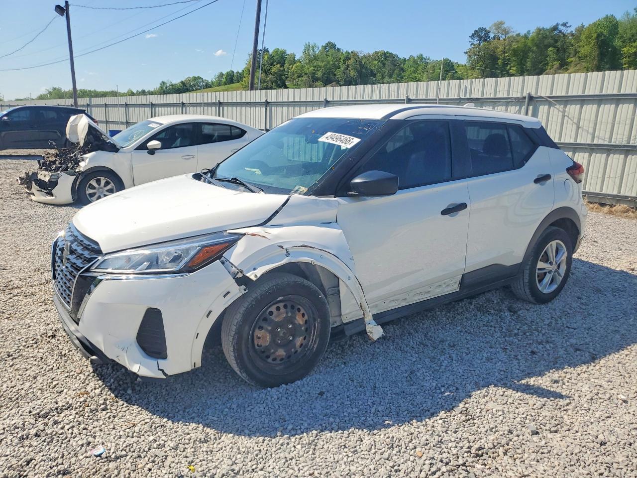 2021 NISSAN KICKS