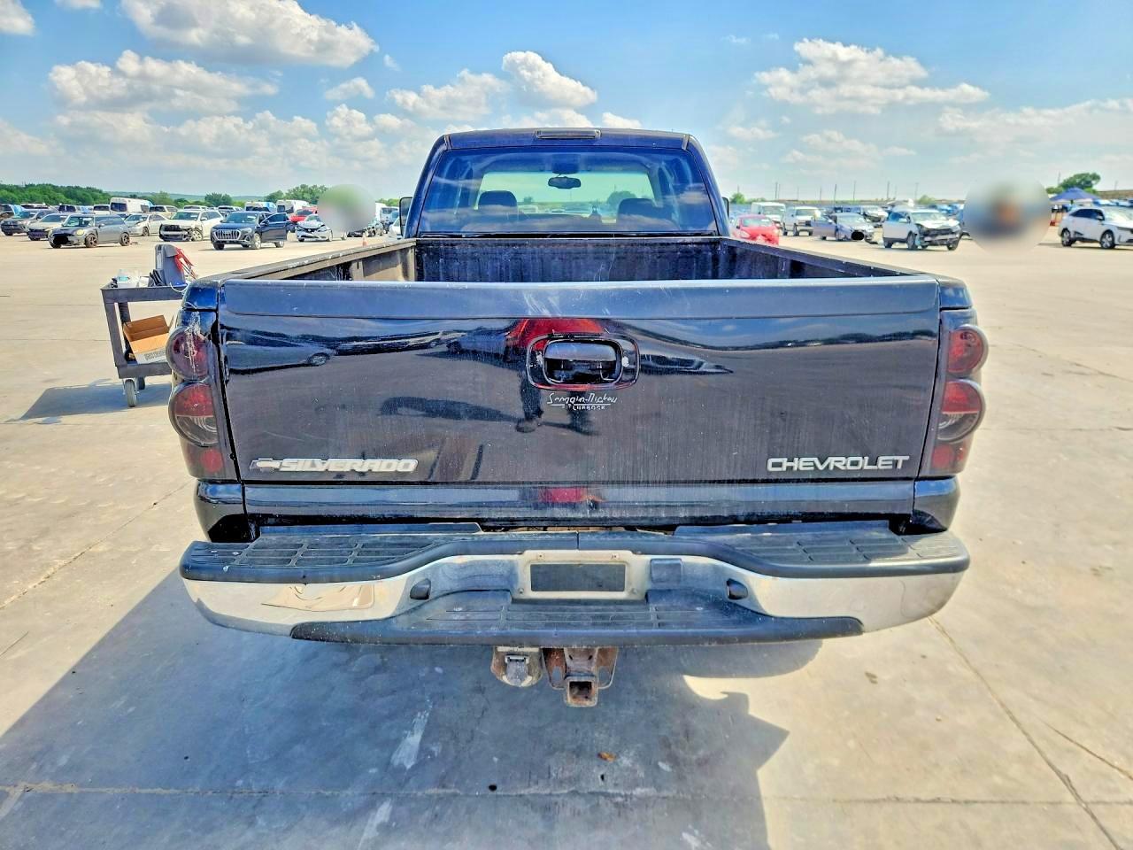2004 CHEVROLET Silverado 2500