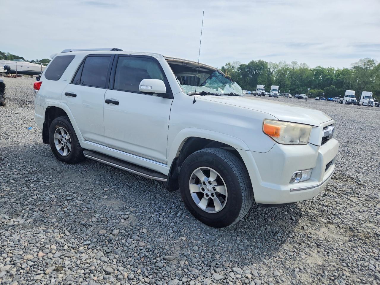 2013 TOYOTA 4Runner