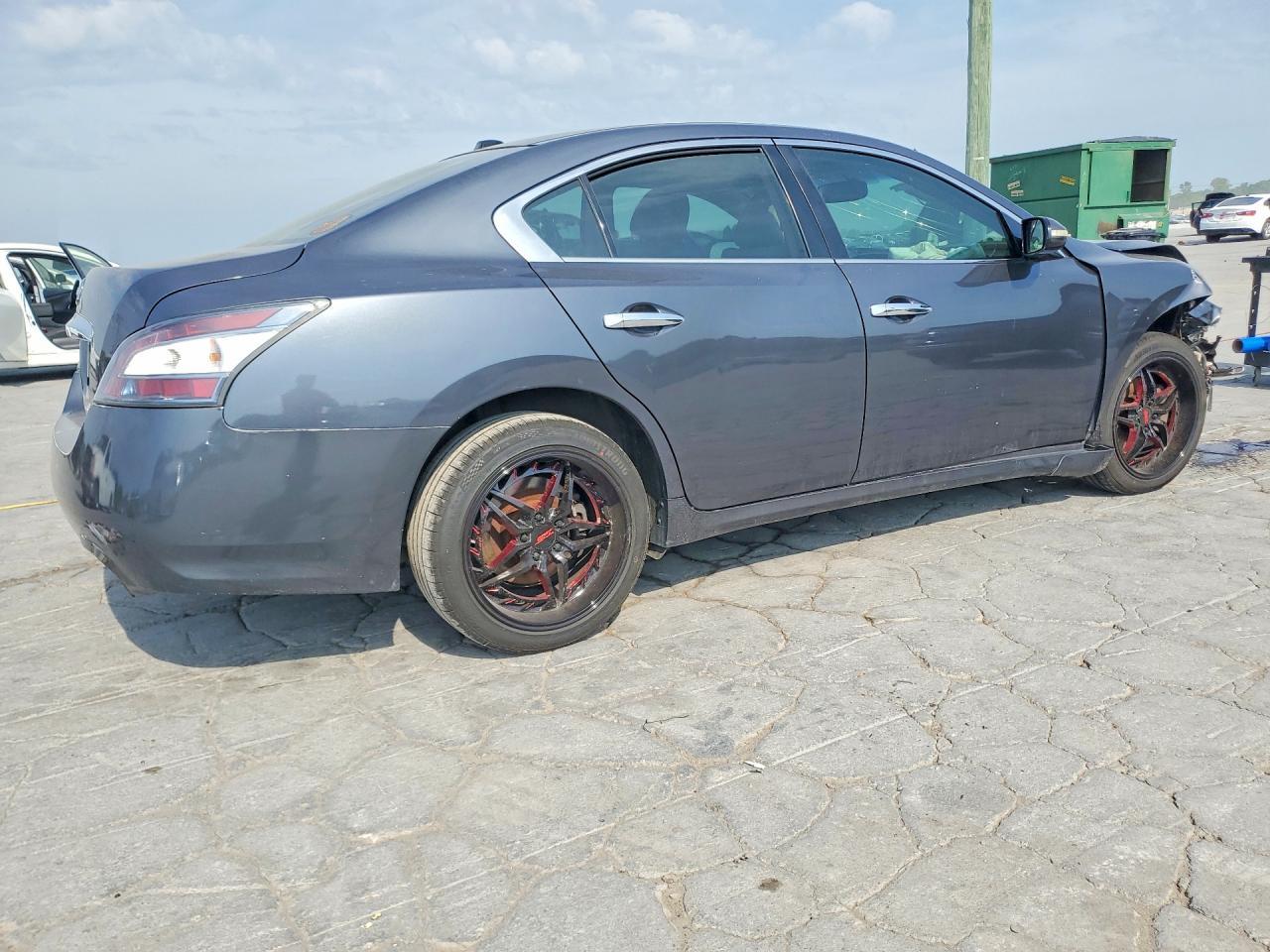 2012 NISSAN Maxima