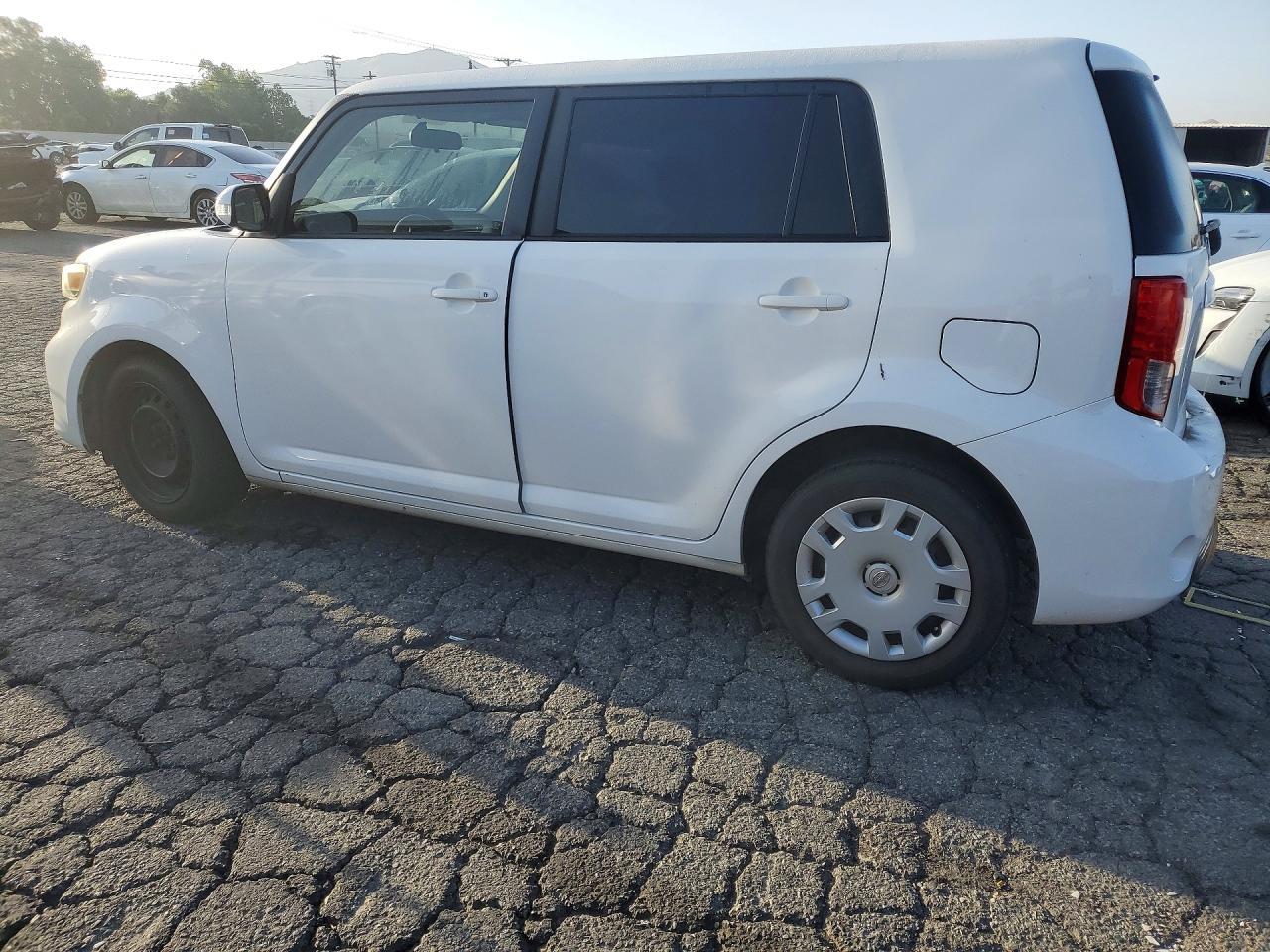 2013 SCION xB