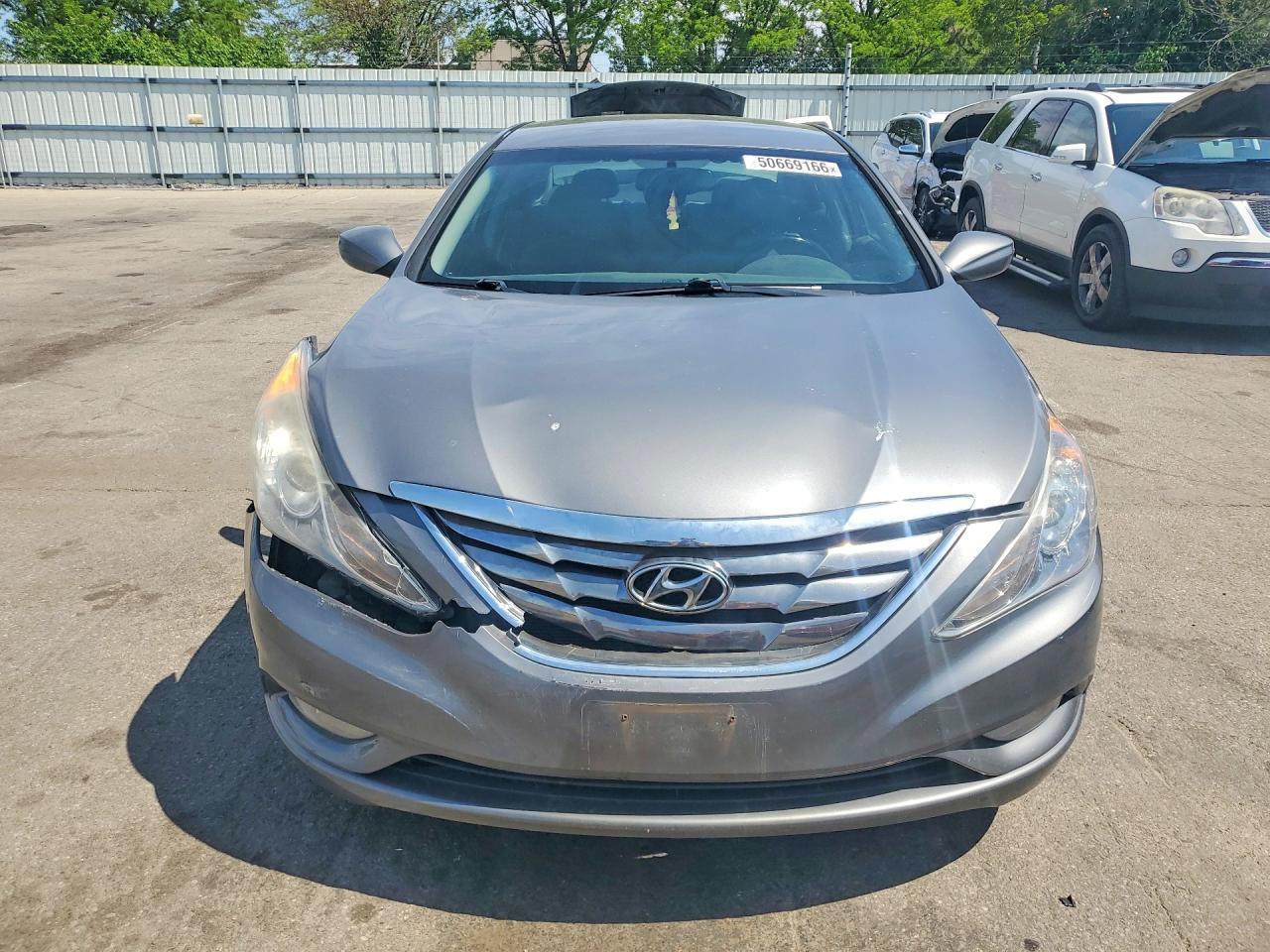 2013 HYUNDAI SONATA