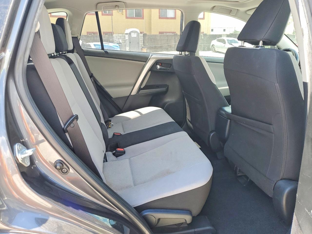 2016 TOYOTA RAV4