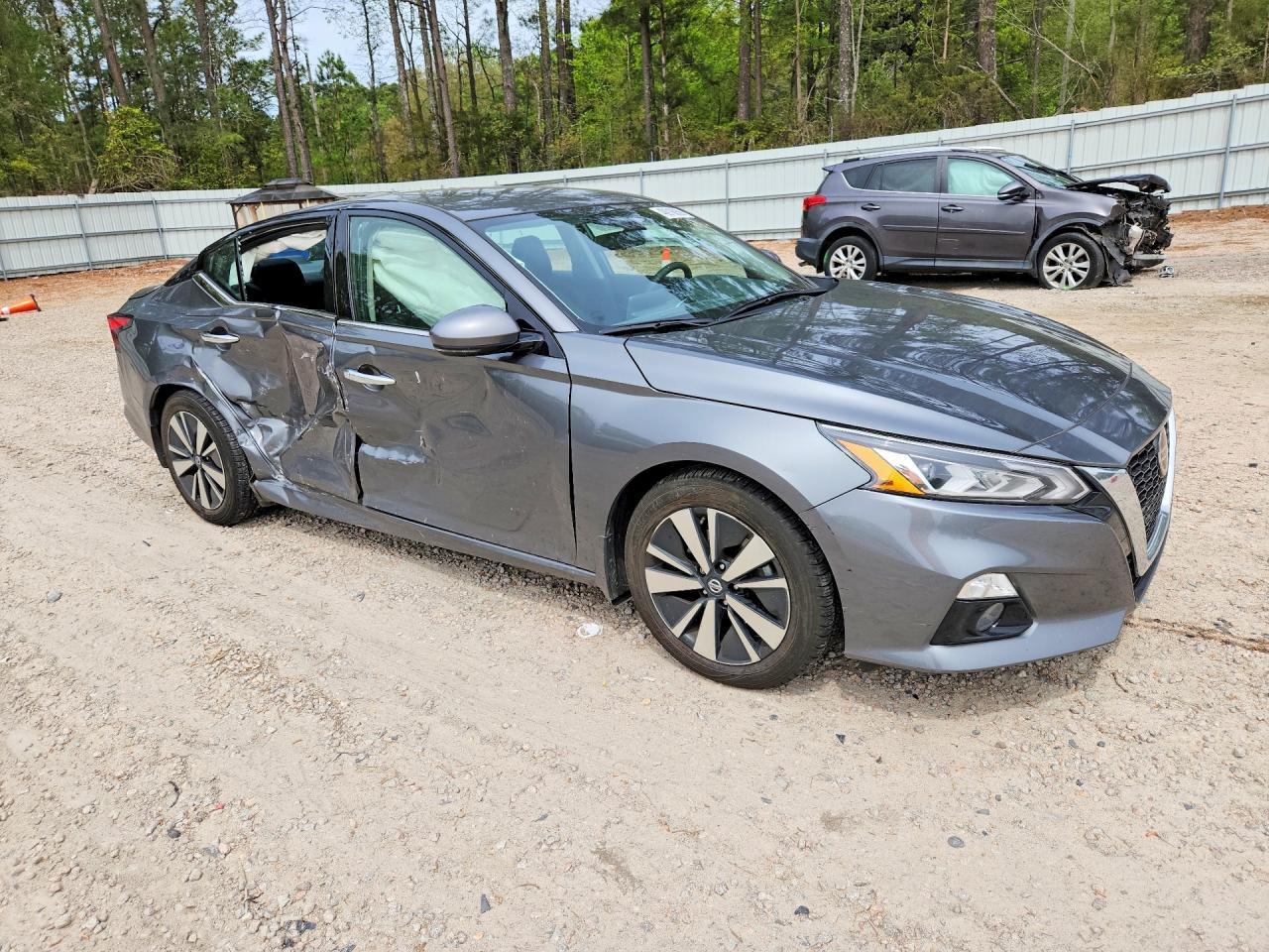 2022 NISSAN ALTIMA