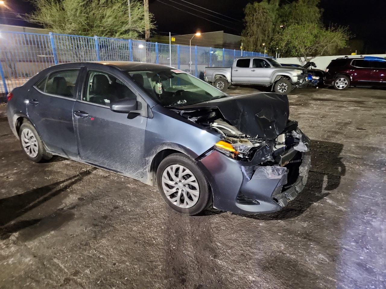 2017 TOYOTA COROLLA