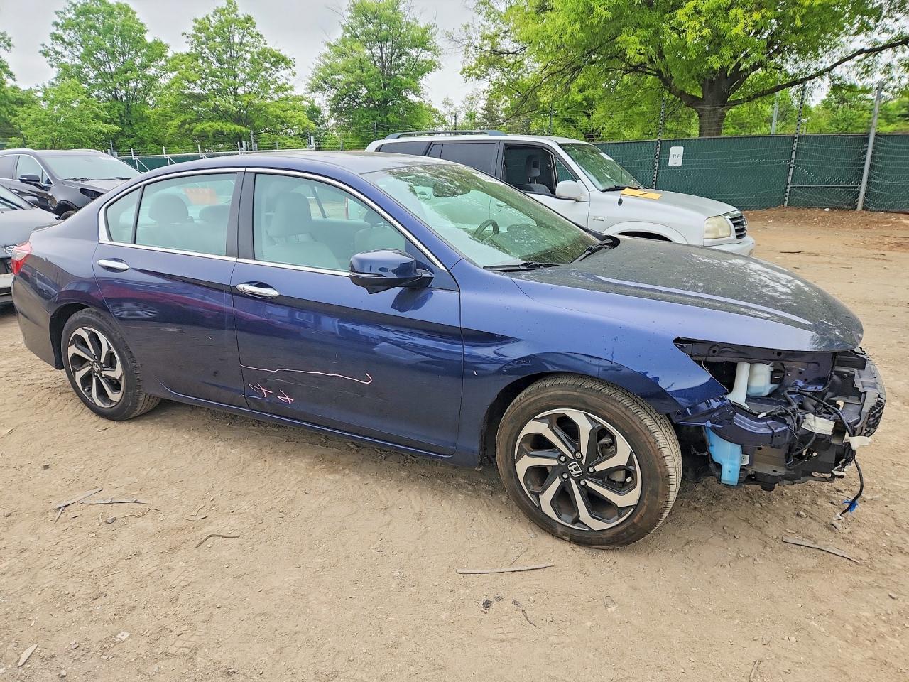 2016 HONDA ACCORD