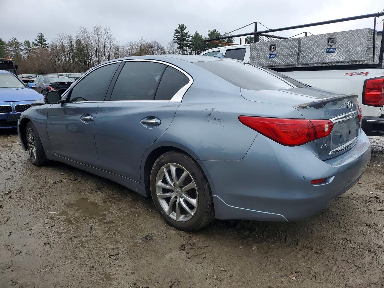2014 INFINITI Q50